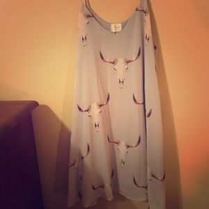 grey skull head dress